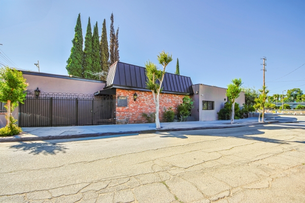 Listing Image #2 - Office for lease at 10800 Ventura Blvd, Studio City CA 91604