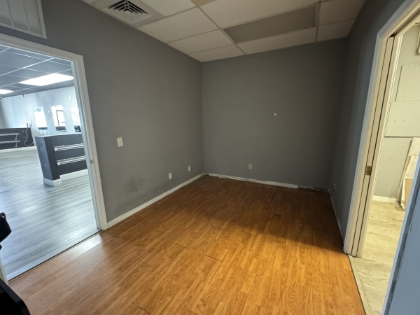 Listing Image #6 - Retail for lease at 302 SW Tulip Blvd, Unit B, Port St. Lucie FL 34953