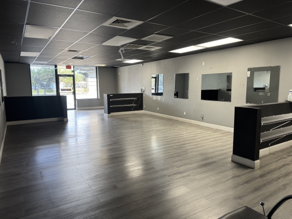 Listing Image #7 - Retail for lease at 302 SW Tulip Blvd, Unit B, Port St. Lucie FL 34953
