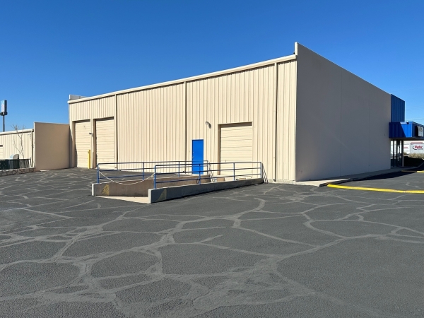 Listing Image #3 - Industrial for lease at 1338-1342 Lomaland, El Paso TX 79925