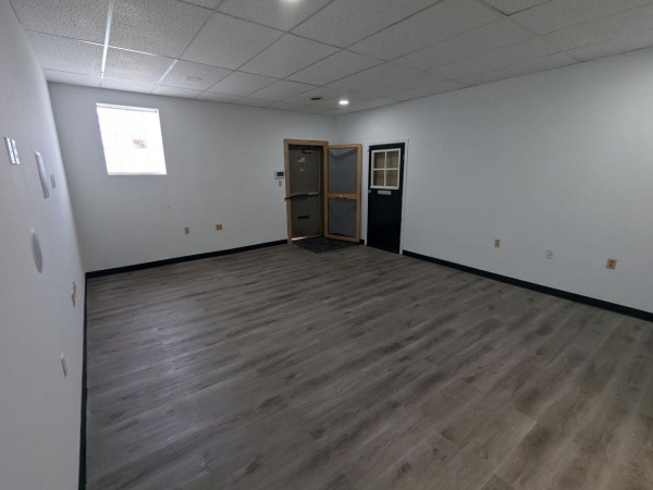 Listing Image #3 - Others for lease at 603 Detroit Street, La Porte IN 46350