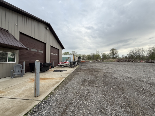 Listing Image #3 - Industrial for lease at 12010 Telegraph Unit 1, Carleton MI 48117