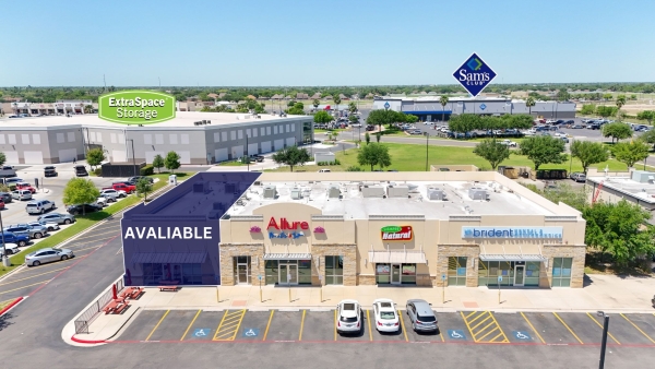 Listing Image #2 - Retail for lease at 7501 N. 10th Street, McAllen TX 78504