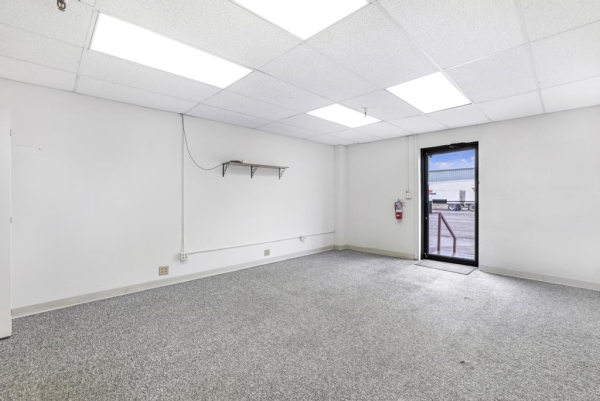 Listing Image #1 - Industrial for lease at 807 Russet Street Suite B, Twin Falls ID 83301