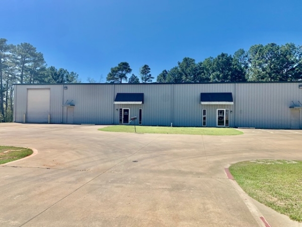 Listing Image #1 - Others for lease at 235 Lone Star Pkwy., White Oak TX 75693