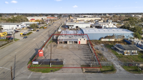 Listing Image #3 - Industrial for lease at 5102 Spencer Hwy, Houston TX 77505