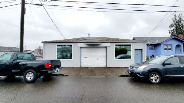 Listing Image #3 - Industrial for lease at 2060 Warner St NE, Salem OR 97301