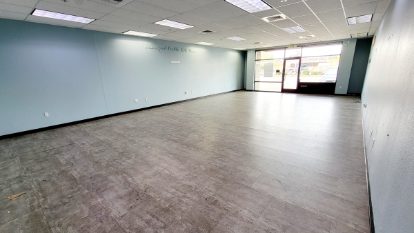 Listing Image #3 - Retail for lease at 134 Lancaster Dr NE, Salem OR 97301