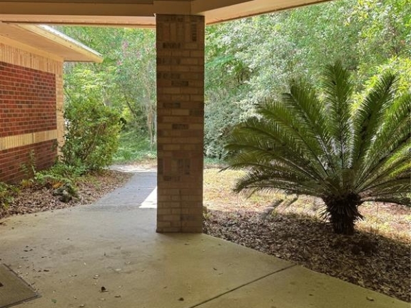 Listing Image #3 - Office for lease at 2114 NW 40th Terrace, Gainesville FL 32605