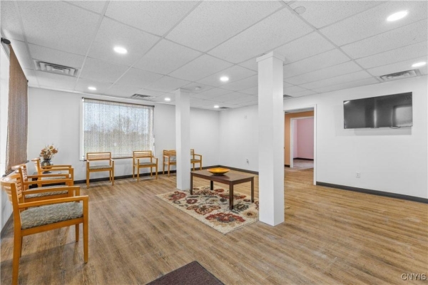 Listing Image #2 - Others for lease at 238 Oriskany Boulevard, Whitesboro NY 13492