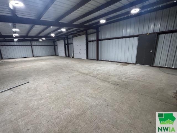 Listing Image #3 - Others for lease at 1530 Tri View Avenue, Sioux City IA 51103