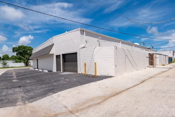 Listing Image #6 - Industrial for lease at 610 NE 29th Street, Pompano Beach FL 33062