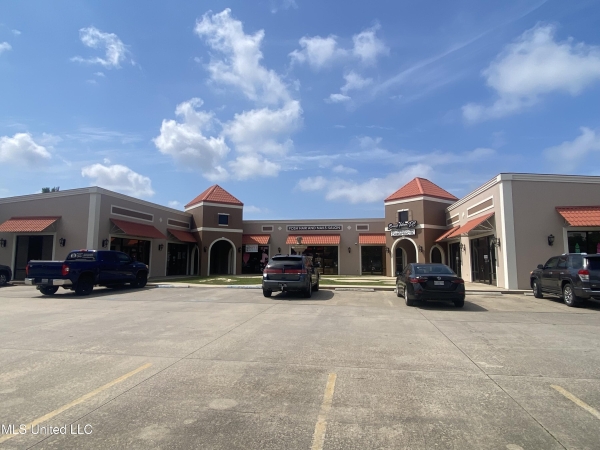 Listing Image #1 - Retail for lease at 8775 Old Spanish Trl, Ocean Springs MS 39564