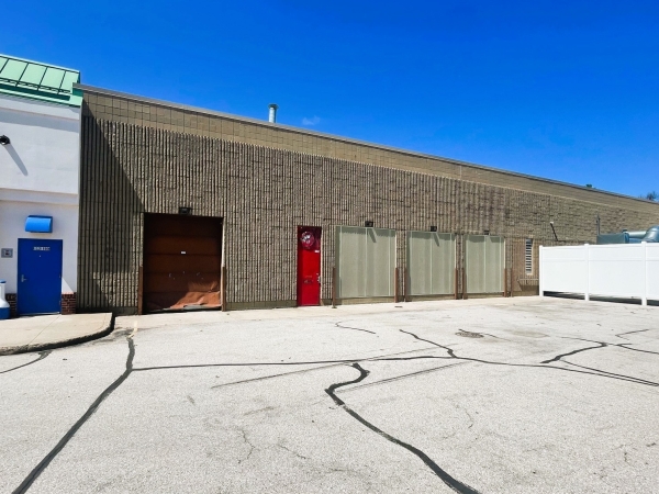 Listing Image #2 - Retail for lease at 1712 S Garfield Ave, Traverse City MI 49686