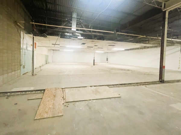 Listing Image #3 - Retail for lease at 1712 S Garfield Ave, Traverse City MI 49686