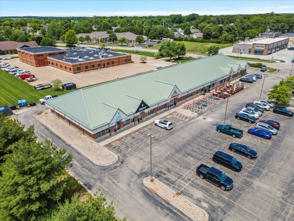 Listing Image #1 - Retail for lease at 3252 Ginger Creek Dr, Springfield IL 62711