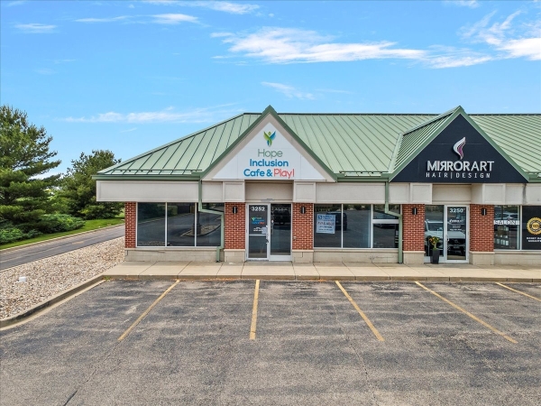 Listing Image #2 - Retail for lease at 3252 Ginger Creek Dr, Springfield IL 62711