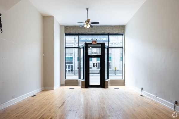 Listing Image #2 - Retail for lease at 5338 W Lawrence, Chicago IL 60630