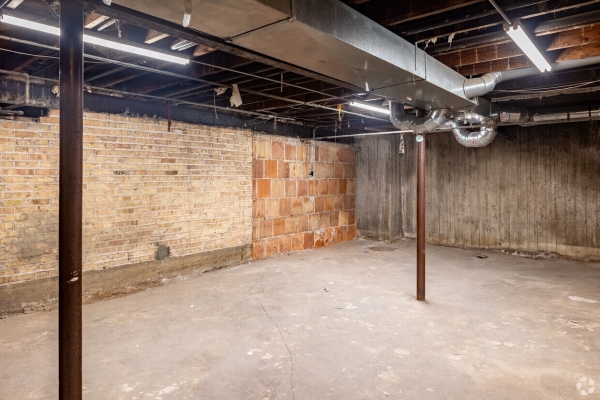 Listing Image #5 - Retail for lease at 5338 W Lawrence, Chicago IL 60630