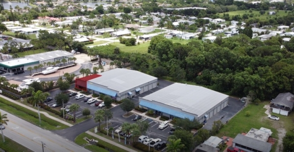 Listing Image #1 - Retail for lease at 16171 San Carlos Blvd., Fort Myers FL 33908