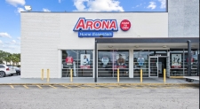 Retail property for lease in West Palm Beach, FL