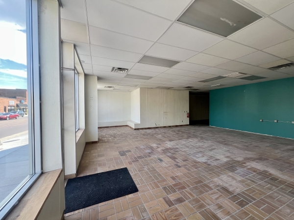Listing Image #3 - Retail for lease at 622 N Riverfront Dr, Mankato MN 56001