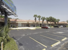 Retail for lease in North Lauderdale, FL