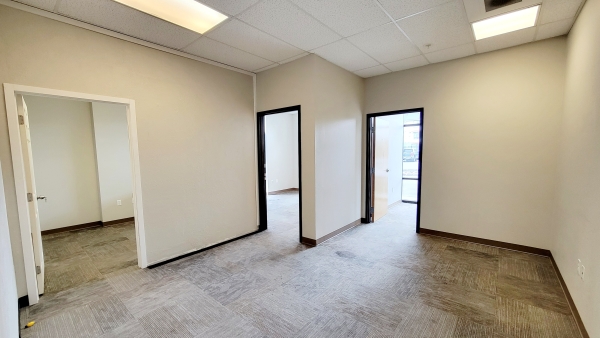 Listing Image #3 - Retail for lease at 164 Lancaster Dr SE, Salem OR 97301