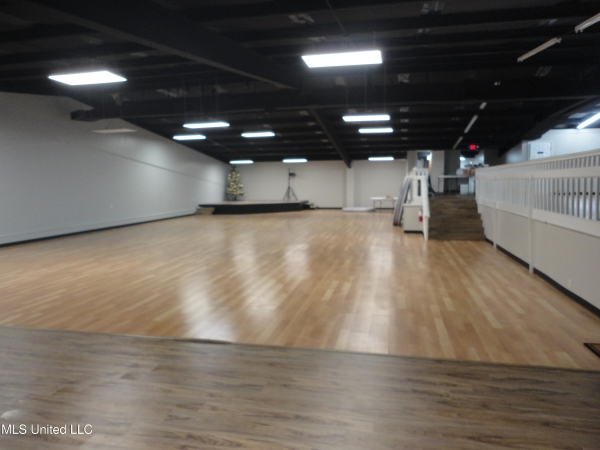 Listing Image #3 - Retail for lease at 1711 Market (suite A) Street, Pascagoula MS 39567