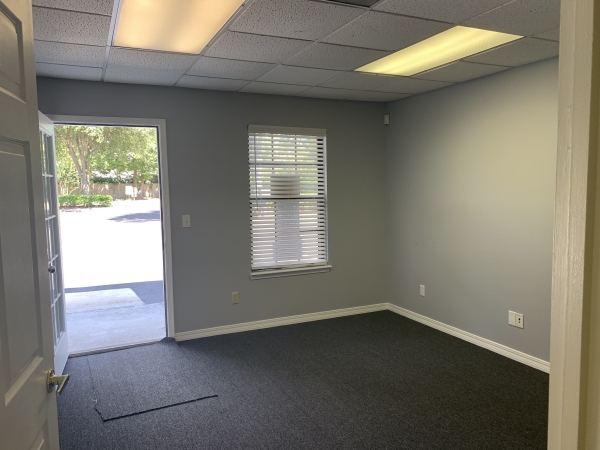 Listing Image #1 - Office for lease at 4243 Sunbeam Road, Unit #4, Jacksonville FL 32257
