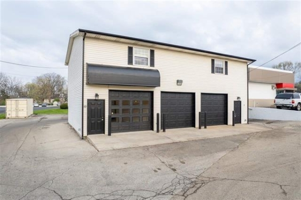 Listing Image #1 - Retail for lease at 10 & 2 Henley Road, Richmond IN 47374