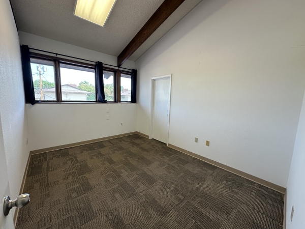 Listing Image #3 - Office for lease at 1629 Ave D Suite B5, Billings MT 59102