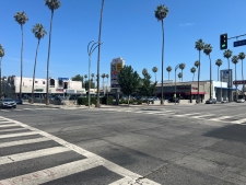 Listing Image #1 - Retail for lease at 6572 Van Nuys Boulevard, Van Nuys CA 91405