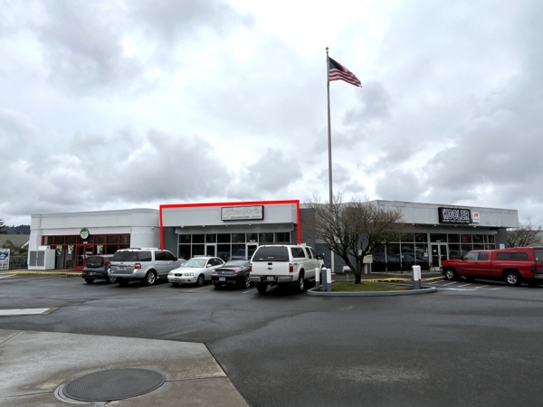 Listing Image #1 - Retail for lease at 1433 SE Orient Dr, Gresham OR 97080