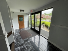 Listing Image #3 - Office for lease at 609 Farmington Ave, Hartford CT 06105