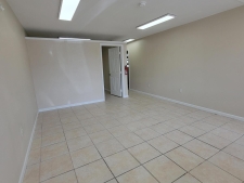 Listing Image #3 - Retail for lease at 200 Pass Road, Gulfport MS 39507