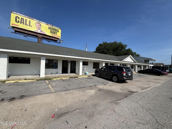 Listing Image #2 - Retail for lease at 200 Pass Road, Gulfport MS 39507
