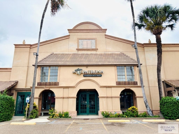 Listing Image #1 - Retail for lease at 2200 Boca Chica Blvd. Unit 124, Brownsville TX 78521