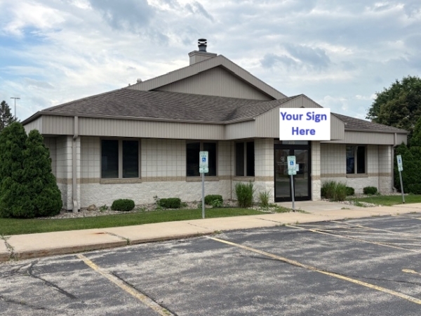 Listing Image #1 - Office for lease at 105 Bell Street, Neenah WI 54956