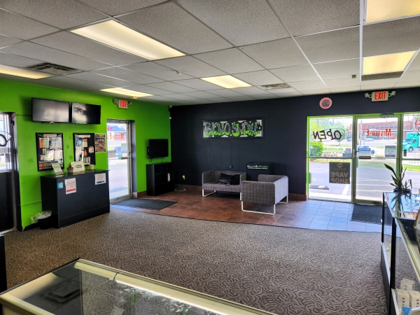 Listing Image #2 - Retail for lease at 2981 N Water, Decatur IL 62526