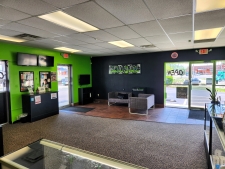 Listing Image #2 - Retail for lease at 2981 N Water, Decatur IL 62526