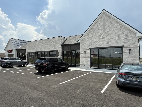 Listing Image #2 - Retail for lease at 7953 Highfield Dr, Lewis Center OH 43035
