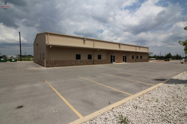 Listing Image #1 - Industrial for lease at 4811 Quarry Run, San Antonio TX 78249