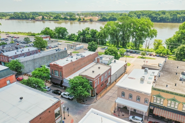 Listing Image #1 - Office for lease at 300 N Main Street, Saint Charles MO 63301