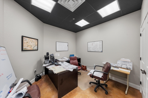 Listing Image #2 - Office for lease at 613 Austin Ave, Waco TX 76701