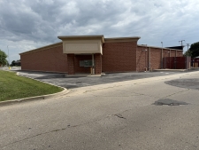 Listing Image #3 - Retail for lease at 1301 N State Rd, Flora IL 62839