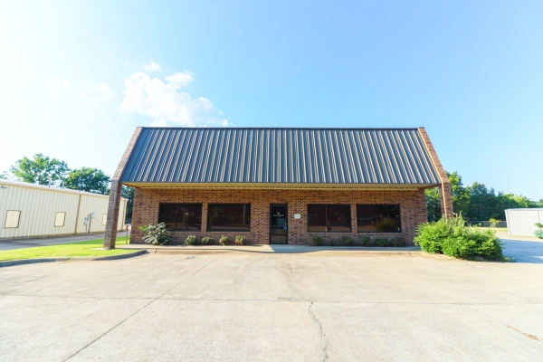 Listing Image #1 - Others for lease at 700 Gladiolus, Jonesboro AR 72404