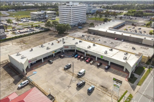Listing Image #1 - Office for lease at 9954 Lake Forest Bvld. Stes 9 & 10, New Orleans LA 70127