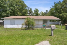 Retail property for lease in Jacksonville, FL