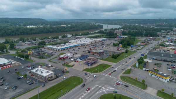Listing Image #2 - Retail for lease at 464 Lafayette Center, Marietta OH 45750